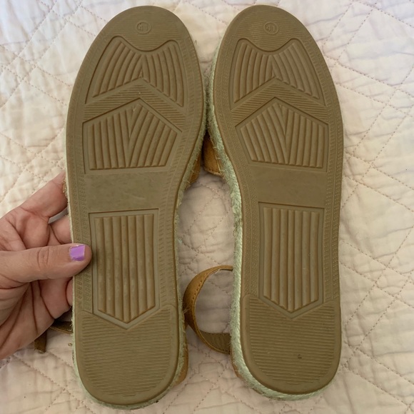 H&M flats - Picture 3 of 4